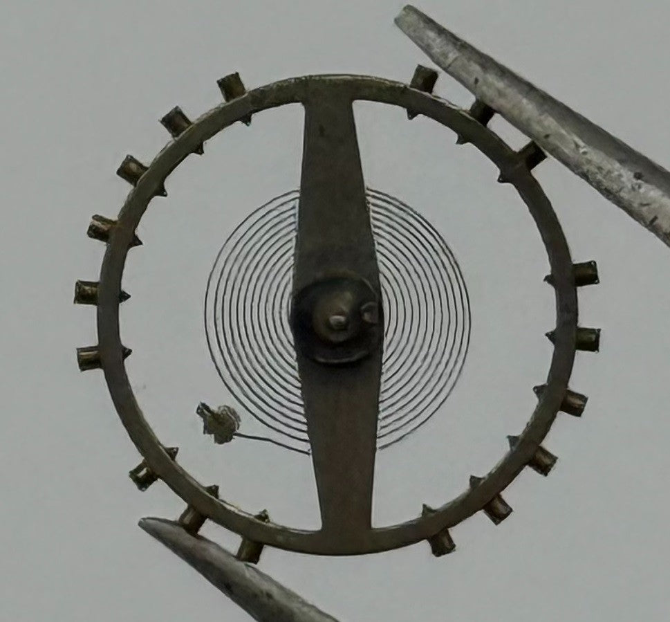 FHF 552 Balance Wheel Complete And Spring Renata 673 M Watch Movement Parts NOS