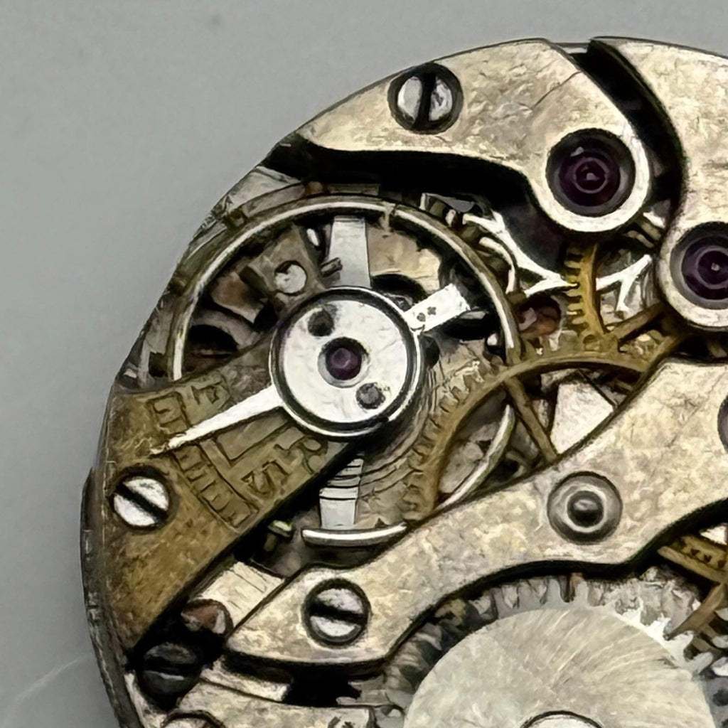 Unidentified Watch Movement Swiss Made Manual Wind Vintage Parts Repair 19.3mm