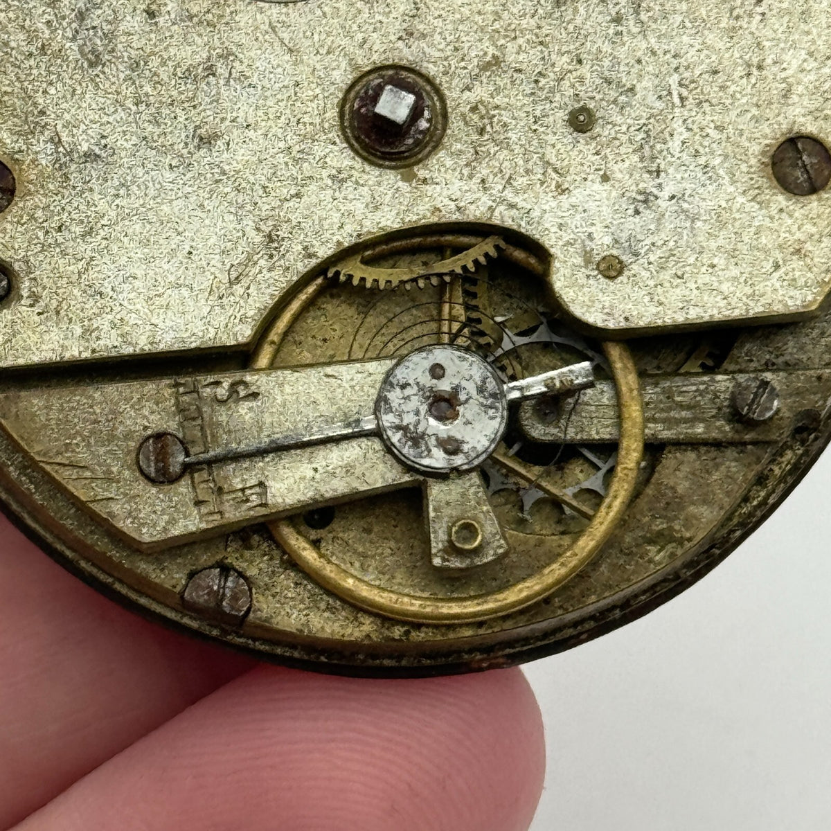 Antique Pocket Watch Movement Key Wound Parts Repair Spares 45.9mm