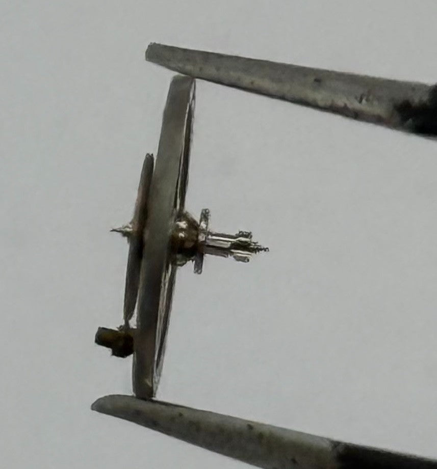 EB 1504 1570 Balance Wheel Complete And Spring 8¾’’’ 4227 Watch Movement Parts