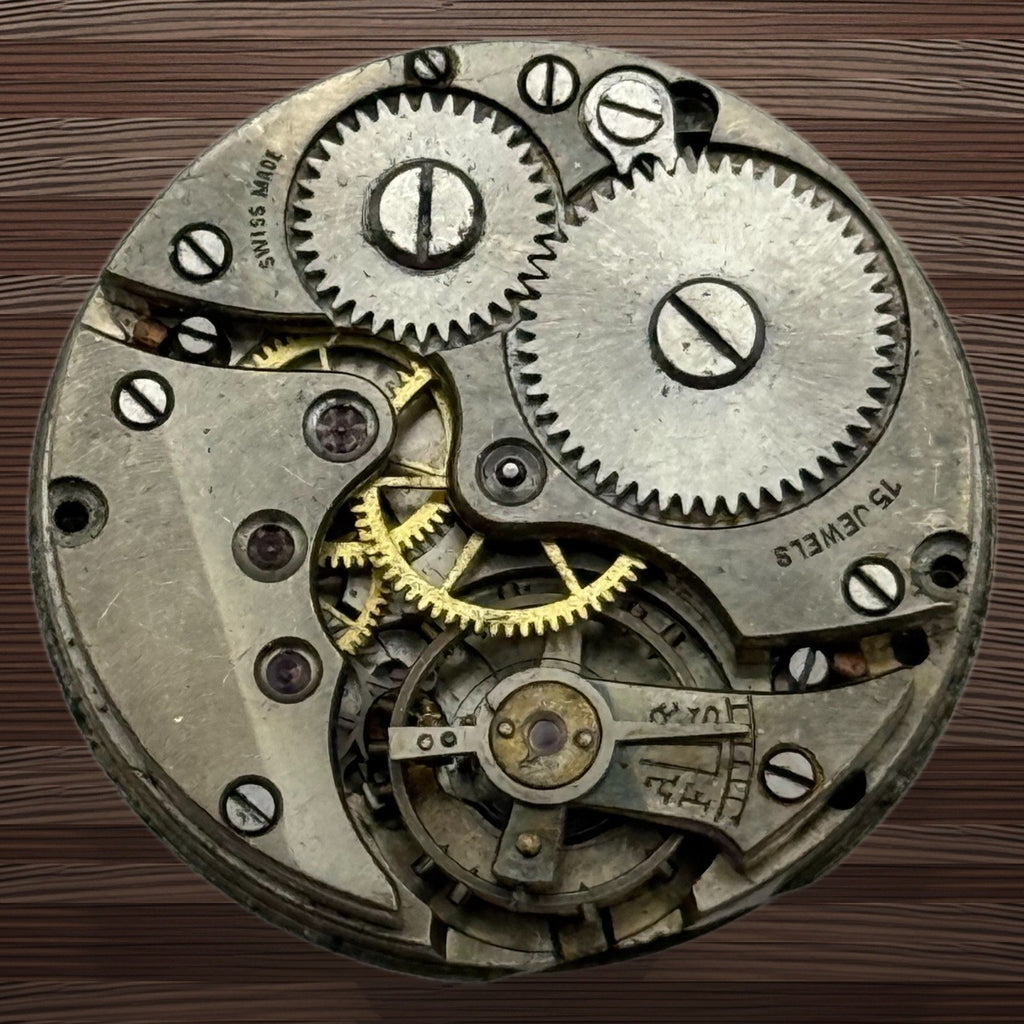 15 Jewels Trench Watch Movement - For Parts / Repair - 28.6mm