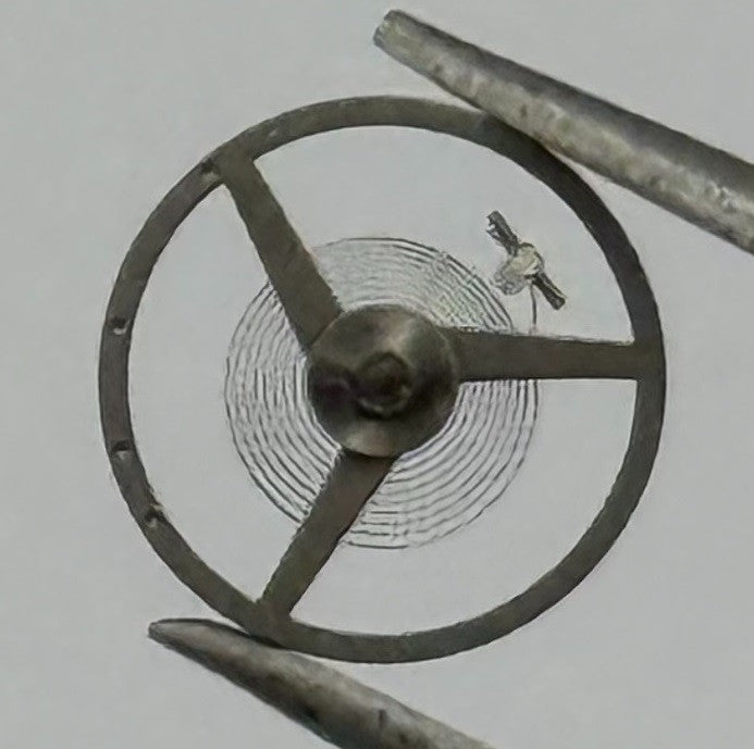 AS 976 1012 Balance Wheel Complete And Spring 5’’’ 1426 Watch Movement Parts NOS