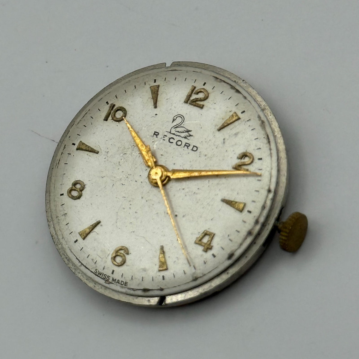 Record 620 Watch Movement - Running - For Parts / Repair - 26.5mm