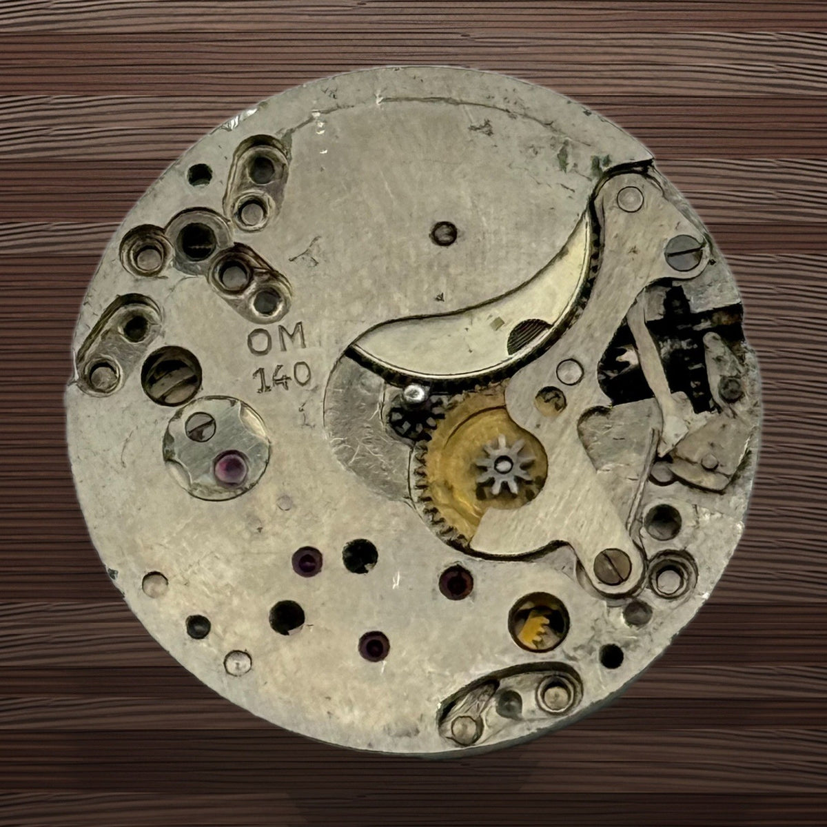 OM 140 Watch Movement - 15 Jewels - For Parts / Repair - 19.4mm