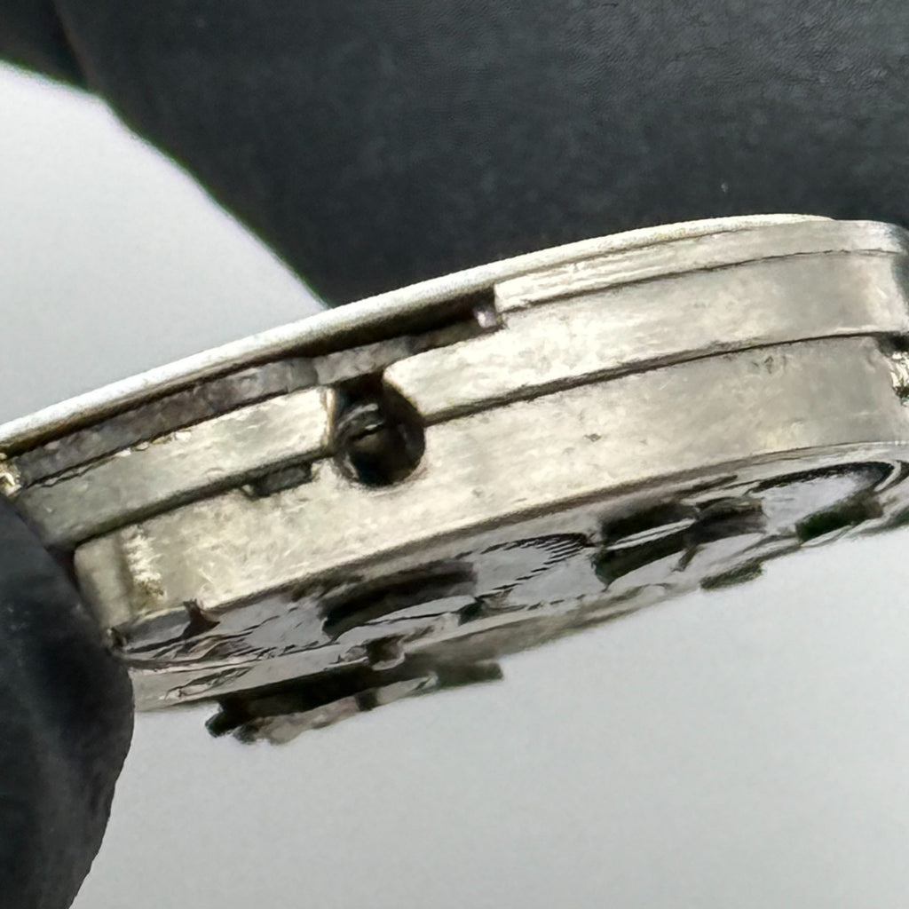 Unidentified SF Watch Movement Swiss Manual Wind Vintage Parts Repair 23.3mm