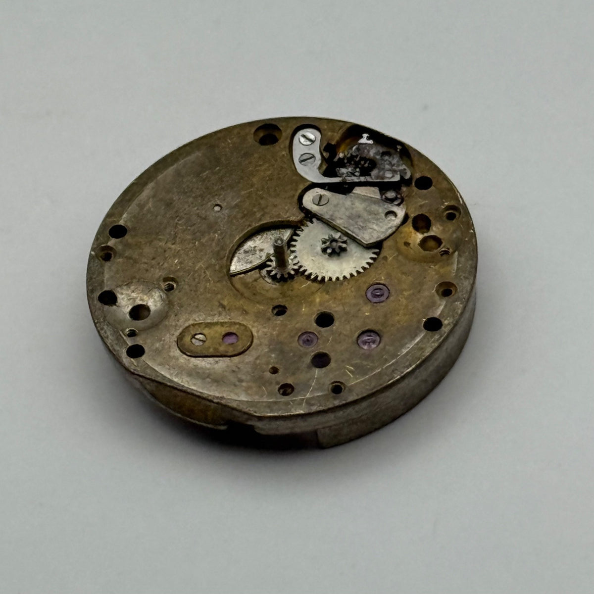 Vertex Revue 42 Watch Movement - For Parts / Repair - 19.6mm