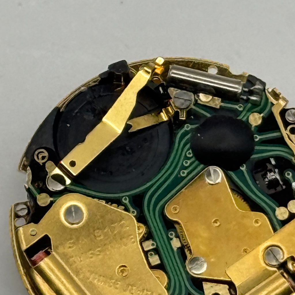 ISA 8172 Watch Movement - Quartz Date 3 Jewels - For Parts / Repair - 26.1mm