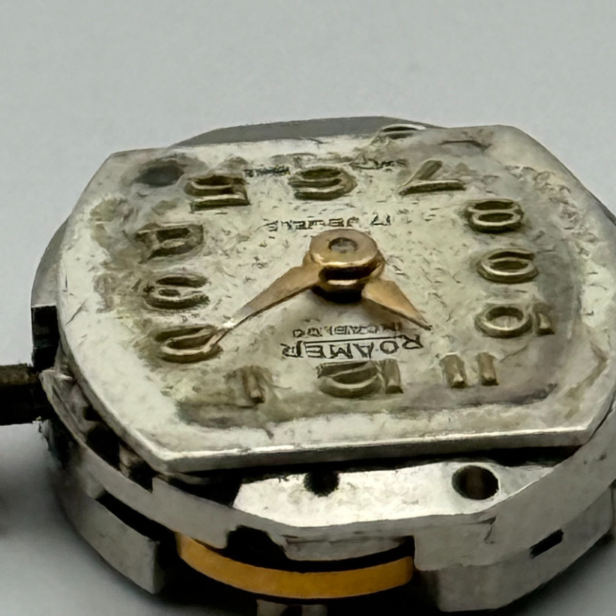 MST 389 Watch Movement Roamer 17 Jewels Swiss Manual Wind Parts Repair 13.1mm