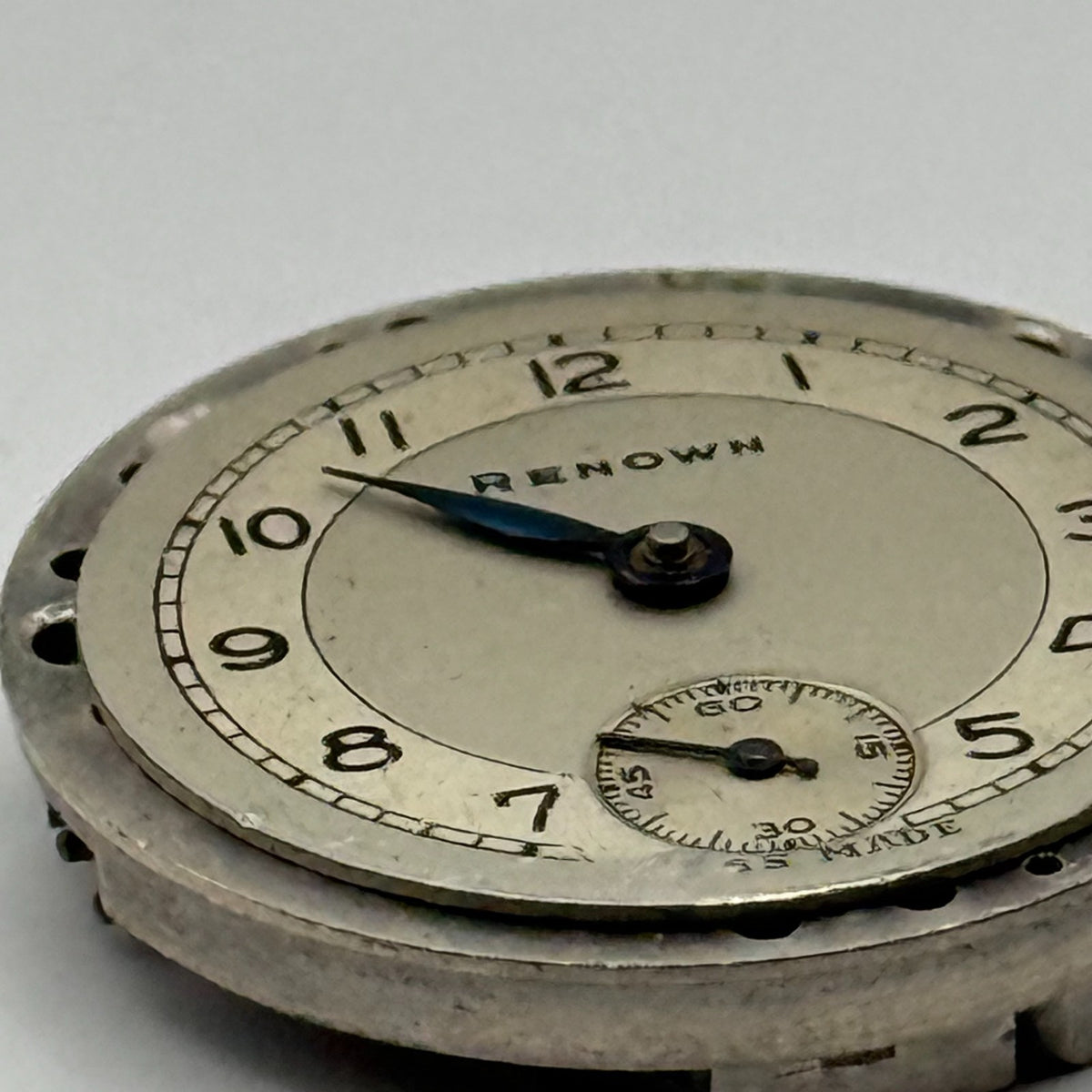Bravingtons 975 Watch Movement Renown Sub Seconds Manual Vintage Parts 21.9mm