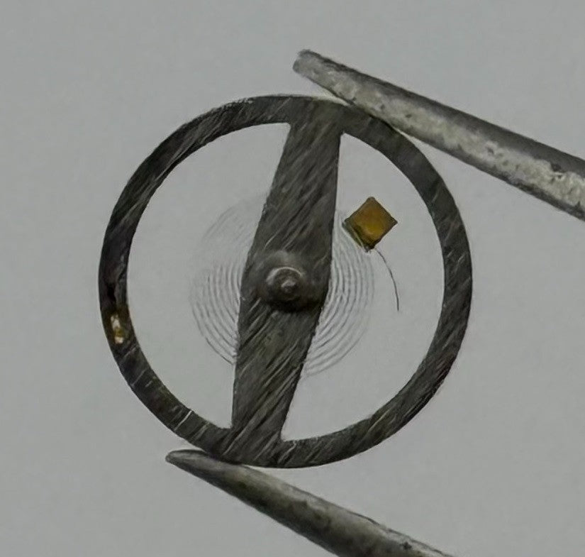 RL 9013 /1 Balance Wheel Complete And Spring 8¾’’’ 5400 Watch Movement Parts NOS