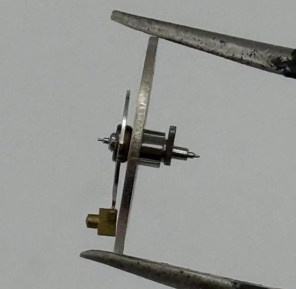Desa 320 Balance Wheel Complete And Spring 12’’’ 5197 Watch Movement Parts NOS