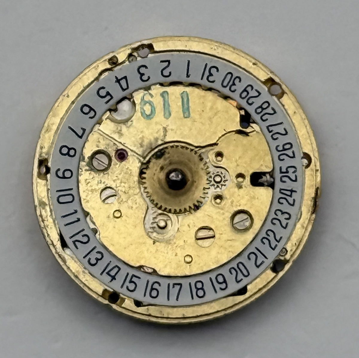PUW 9200-9320 Watch Movement Quartz Swiss Untested Parts Repair Spares 17.4mm