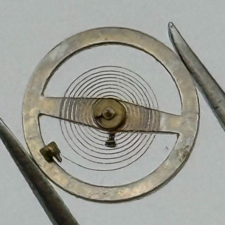 OC R7 DGT Balance Wheel Complete And Spring 10½''' 1534 Watch Movement Parts NOS