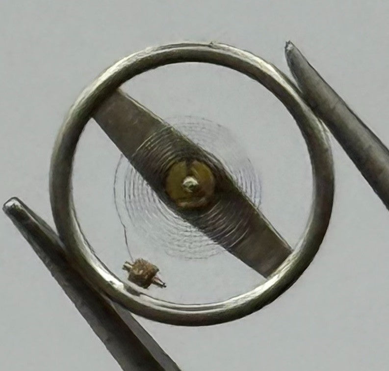 RL 8013 Balance Wheel Complete And Spring 8¾’’’ Renata 1458 Watch Movement Parts