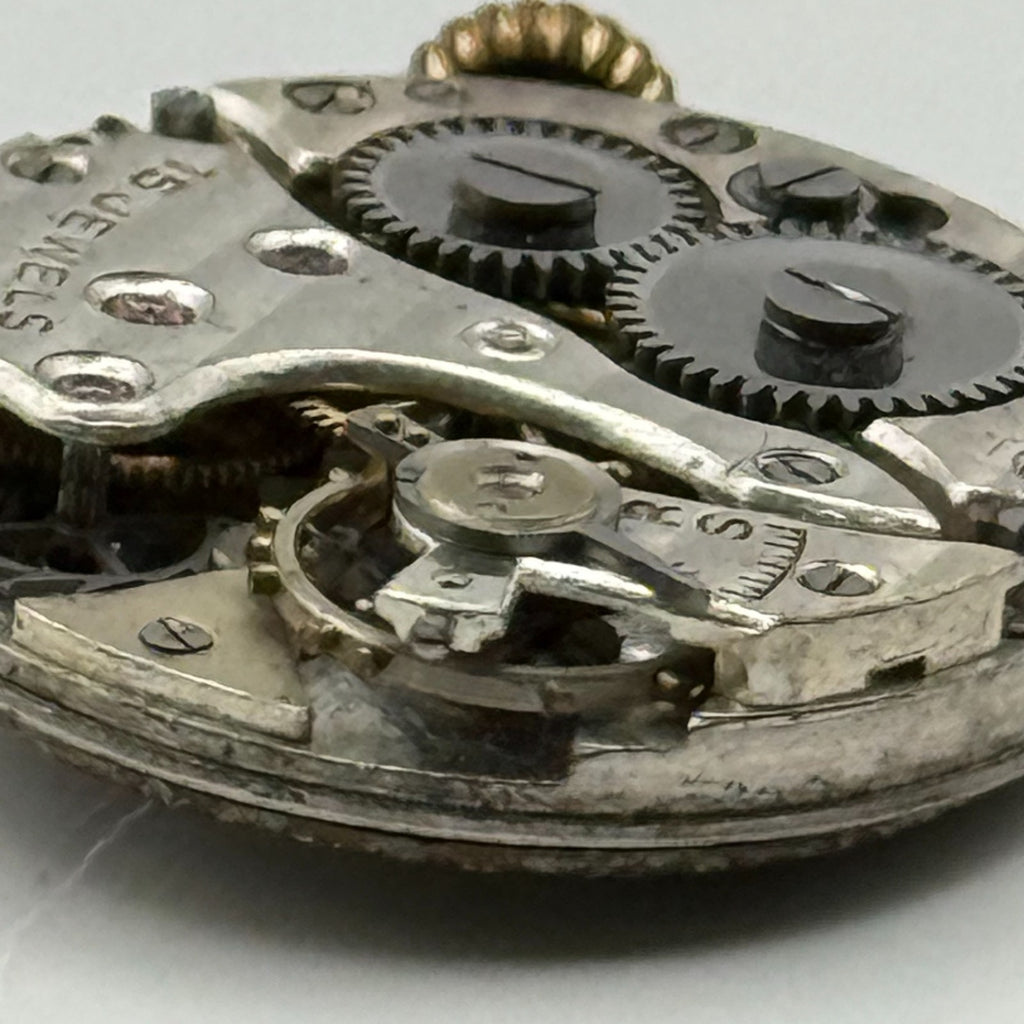 Unidentified Watch Movement 15 Jewels Swiss Manual Wind Parts Repair 19.7mm