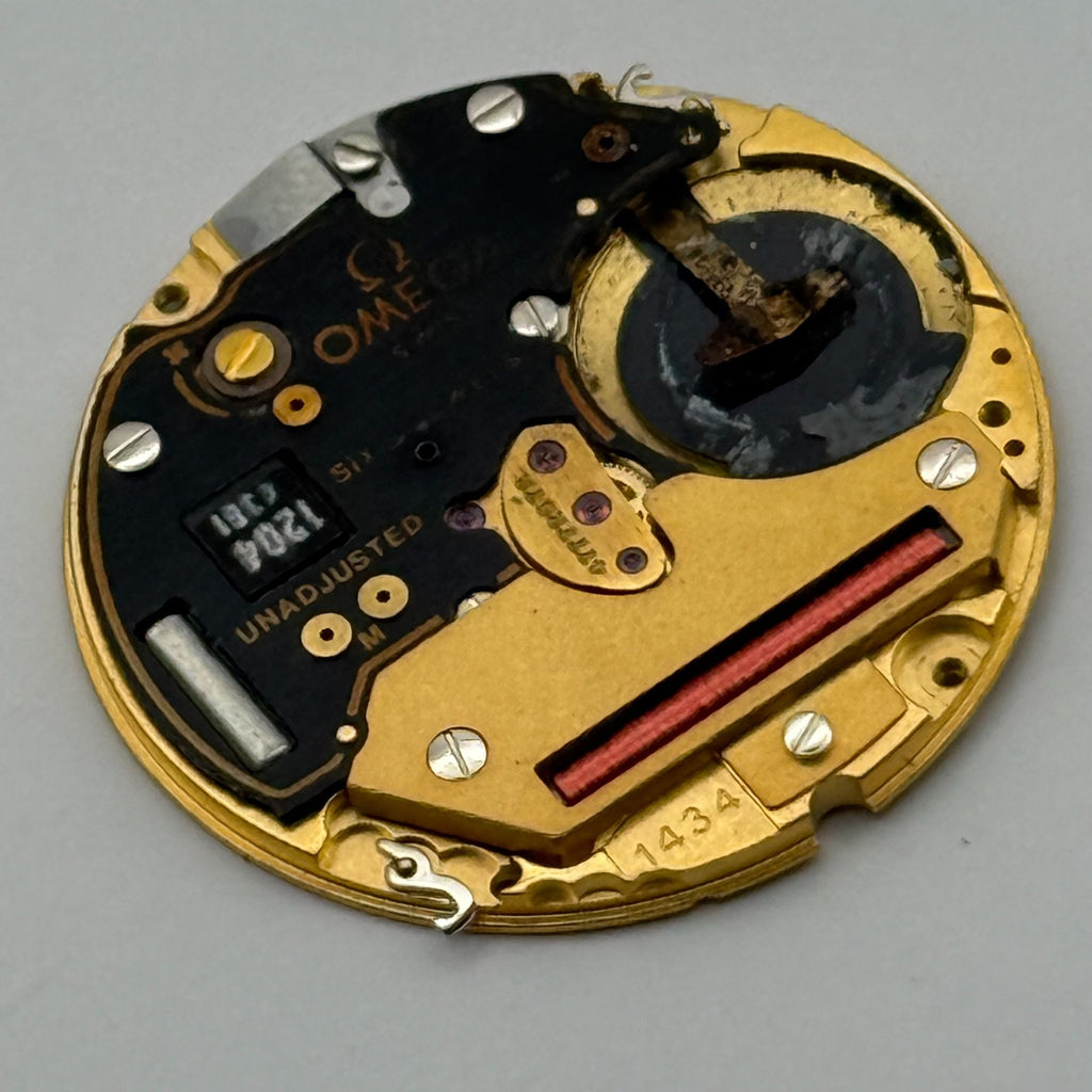 Omega 1434 Quartz Watch Movement - 6 Jewels - For Parts / Repair - 23.8mm