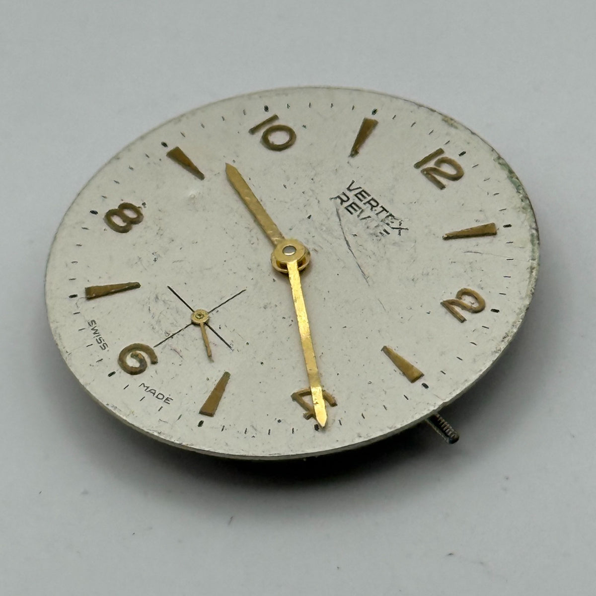 Vertex Revue 77.1 Watch Movement - 17 Jewels - For Parts / Repair - 29mm