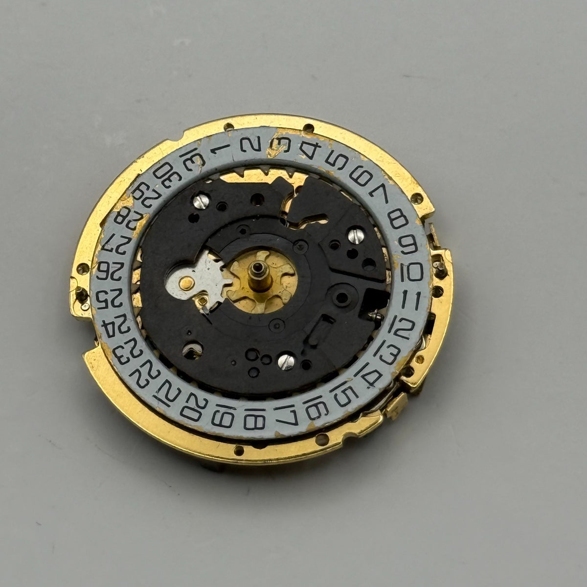 ISA 8172 Watch Movement - Quartz Date 3 Jewels - For Parts / Repair - 26.2mm