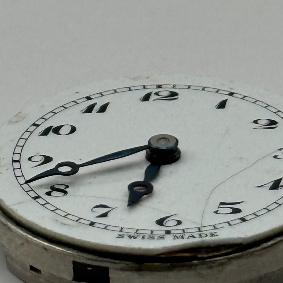 Unidentified Watch Movement Terminus Swiss Incomplete Parts Repair 19.3mm