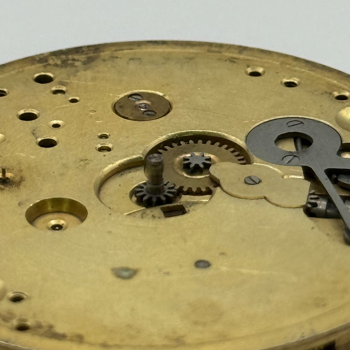 Swiss Lever Pocket Watch Movement - Unidentified - Parts / Repair 42.3mm