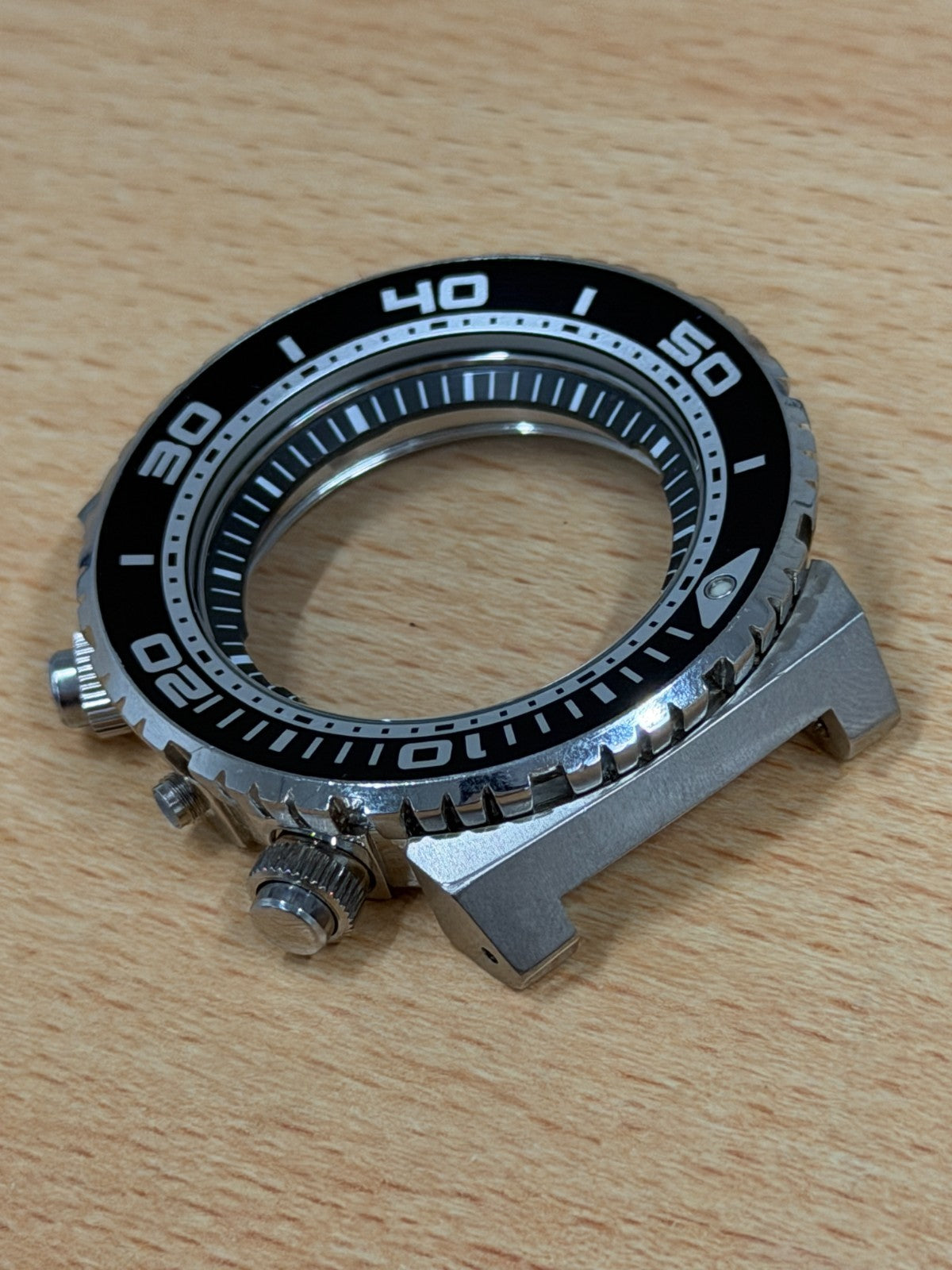 Seiko Caesar 7T92-0JG0 Chronograph Divers Watch Case SNDA13P1 - New Old Stock