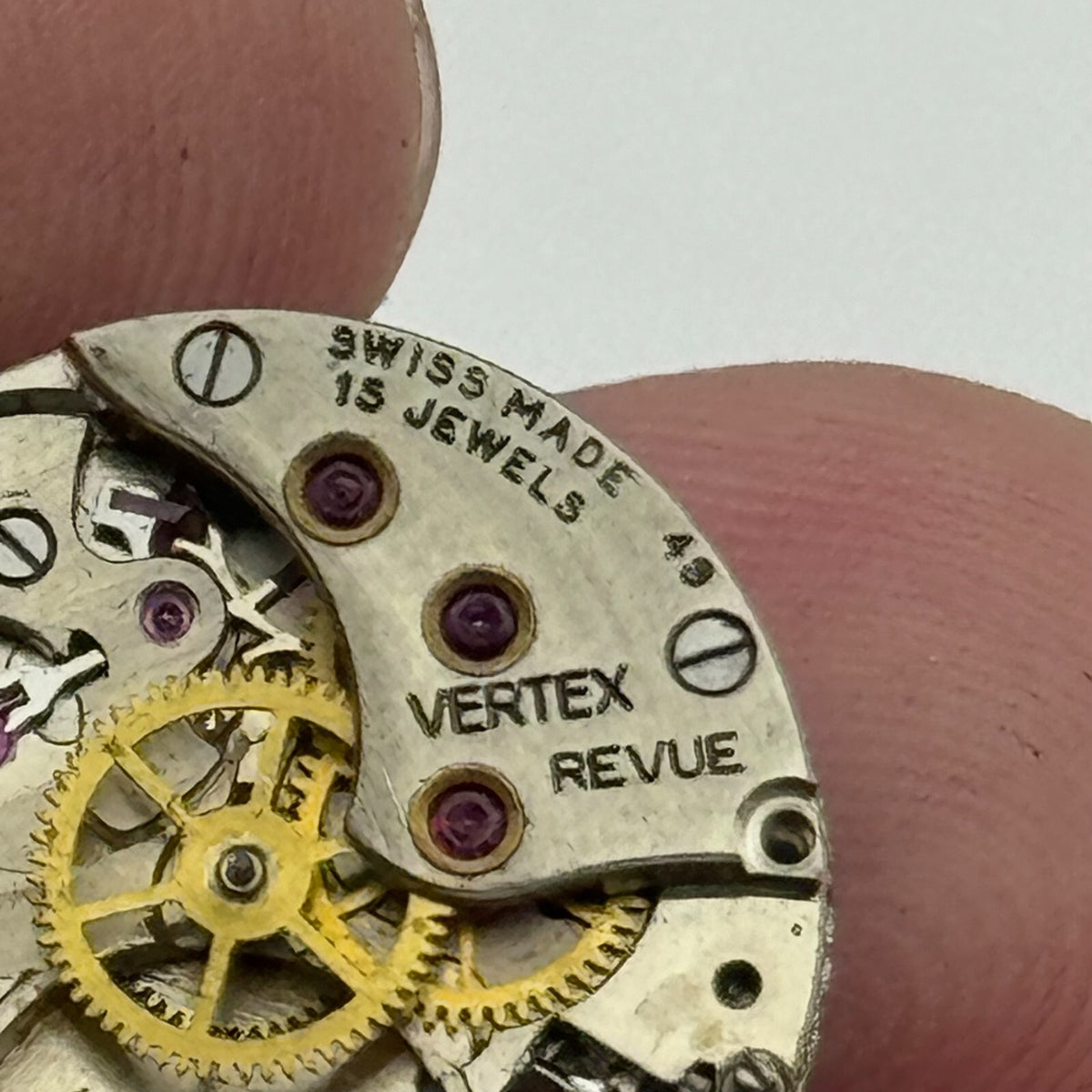 Revue 49 Watch Movement - Vertex Partial 15 Jewels - For Parts / Repair - 17.4mm