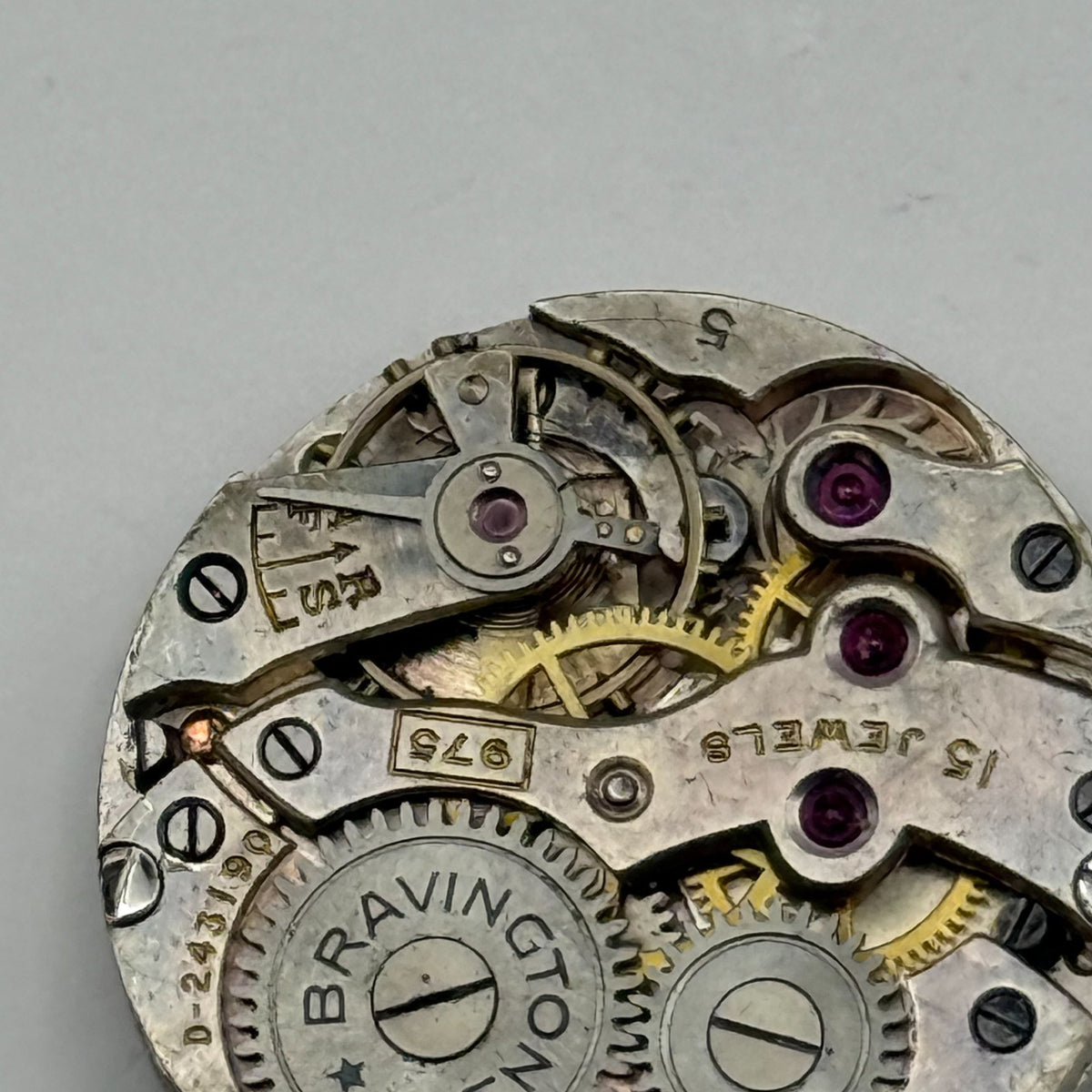 Bravingtons 975 Watch Movement Renown Sub Seconds Manual Vintage Parts 21.9mm