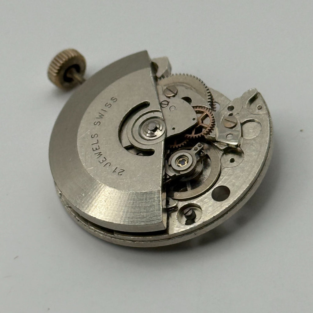 EB 8135 Watch Movement - 21 Jewels Automatic For - For Parts / Repair - 25.9mm