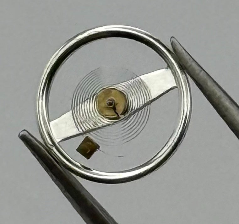 RL 9013 /1 Balance Wheel Complete And Spring 8¾’’’ 5400 Watch Movement Parts NOS