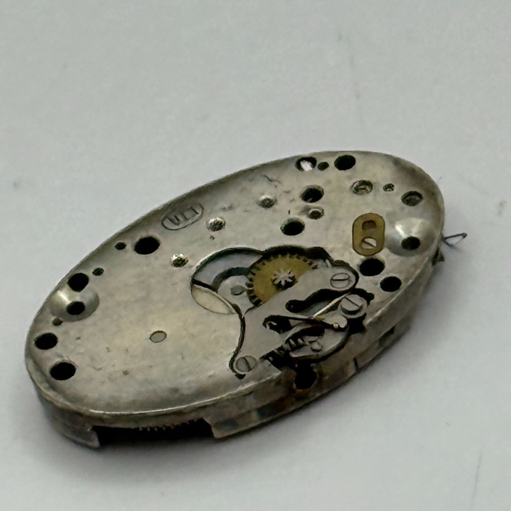 ETA Cal 10 Watch Movement Rare Oval Manual Wind  Vintage Parts Repair 14.9mm 