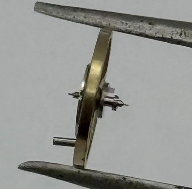 FEF 6620 Balance Wheel Complete And Spring 5½’’’ 1449 M Watch Movement Parts NOS