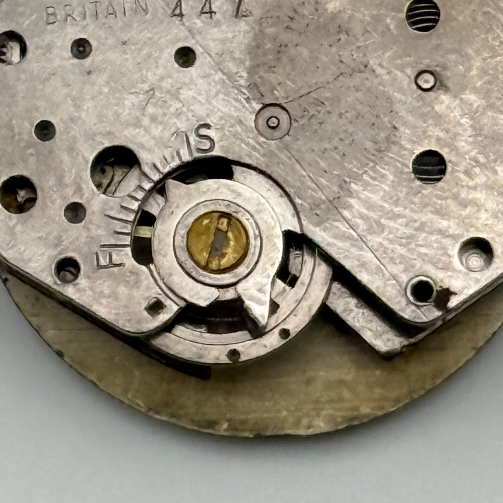 Timex 447 Watch Movement Gt. Britain Manual Wind Vintage Parts Repair 15.1mm