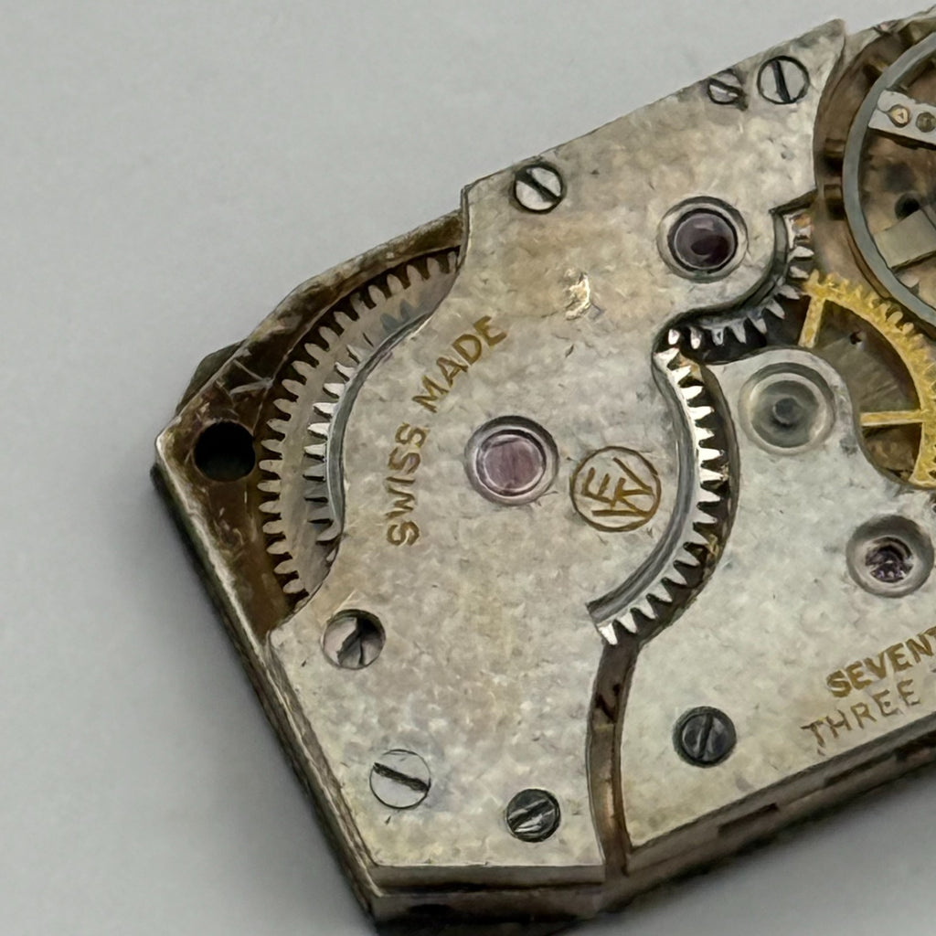 Majex EW Watch Movement - Tank 17 Jewels Tonneau - For Parts / Repair - 15.5mm
