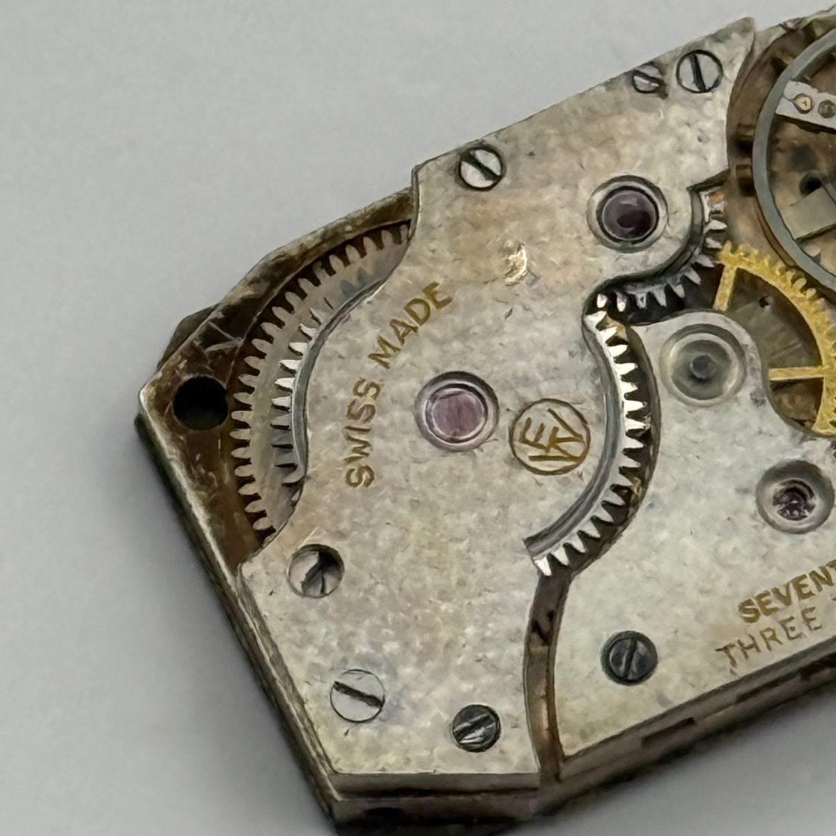 Majex EW Watch Movement - Tank 17 Jewels Tonneau - For Parts / Repair - 15.5mm