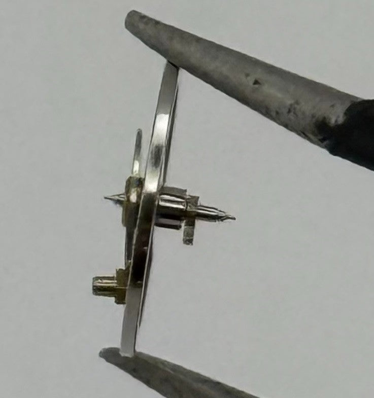 BFG 910 Balance Wheel Complete And Spring 8¾’’’ 4415 Watch Movement Parts NOS