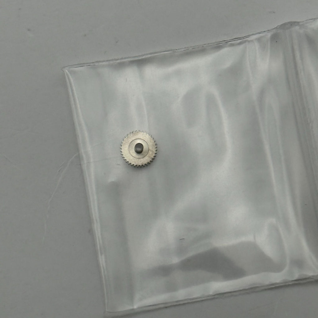 Citizen 5920E Watch Movement Quartz Japan Untested Parts Repair Spares 12.2mm