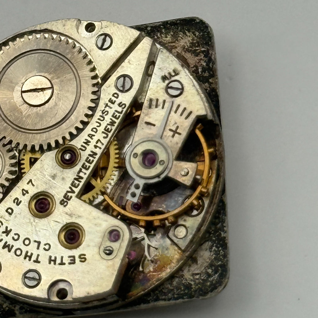 Seth Thomas 001 Watch Movement D247 Running RARE Manual Wind Parts 23.6mm
