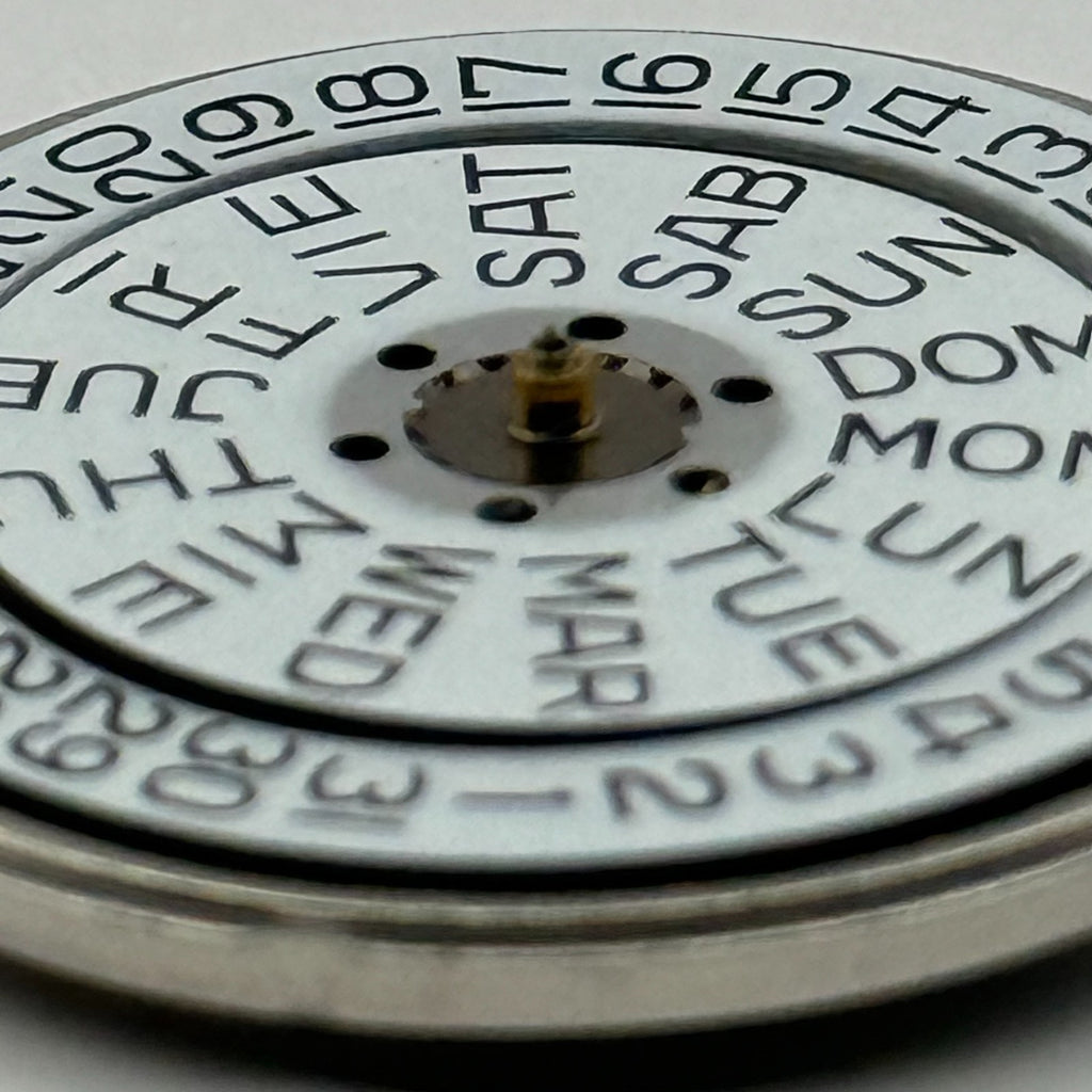 ETA 955.121 Watch Movement - Tissot 3233 Quartz Day Date For Spare Parts 26.2mm