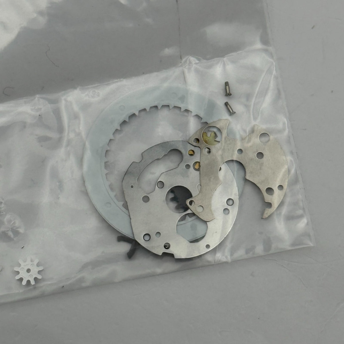 Miyota OS20 Watch Movement Quartz Japan No Jewel Untested Parts Repair 30.8mm