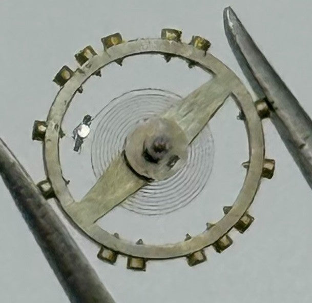 FEF 430 6600 Balance Wheel Complete And Spring Renata 943 M Watch Movement Parts