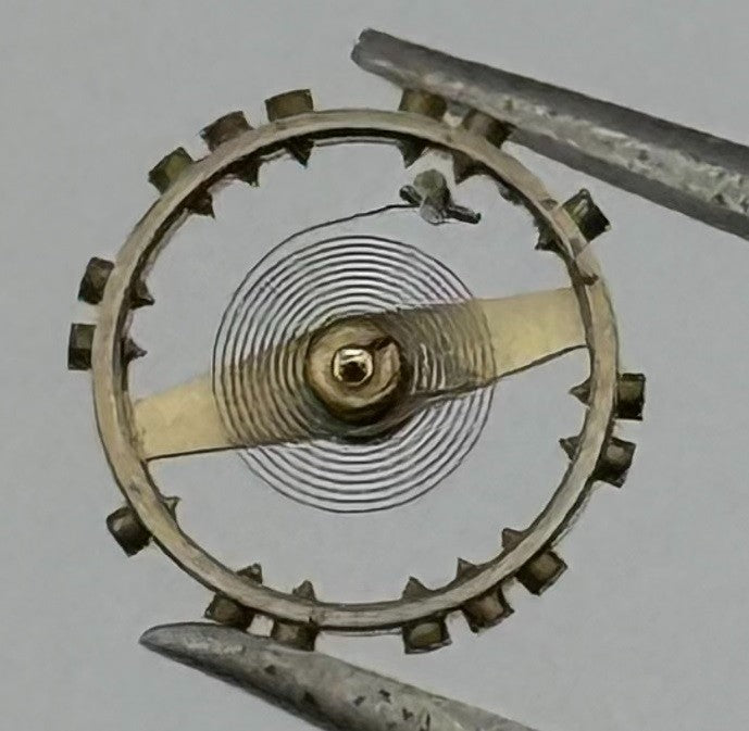 PUW 70 73 Balance Wheel Complete And Spring 5’’’ 517 Watch Movement Parts NOS