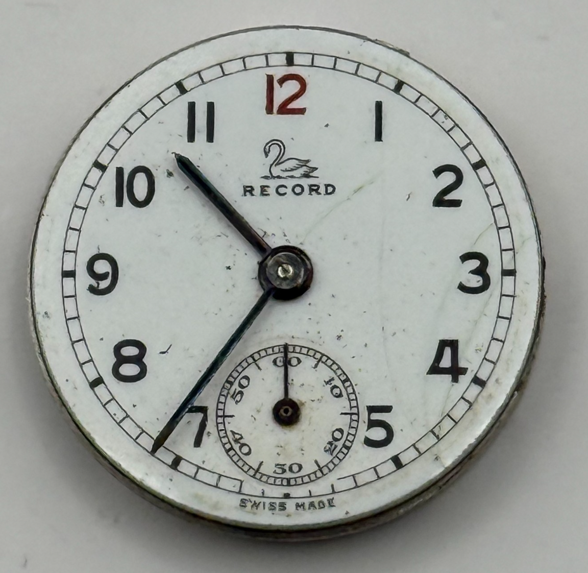 Record 160 Watch Movement - Sub Seconds 15 Jewels - For Parts / Repair - 21.9mm