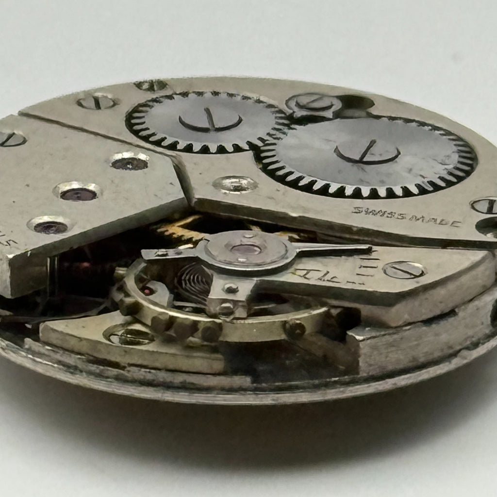 Unidentified Watch Movement Avia Swiss 15 Jewels Manual Wind Parts Repair 19.6mm