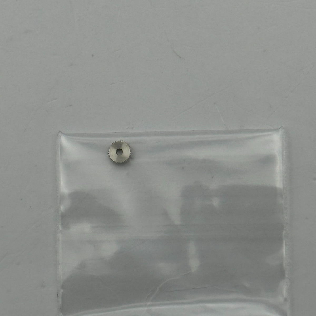 Hattori Epson YL60A Watch Movement Quartz Japan Untested Parts Repair 10.7mm