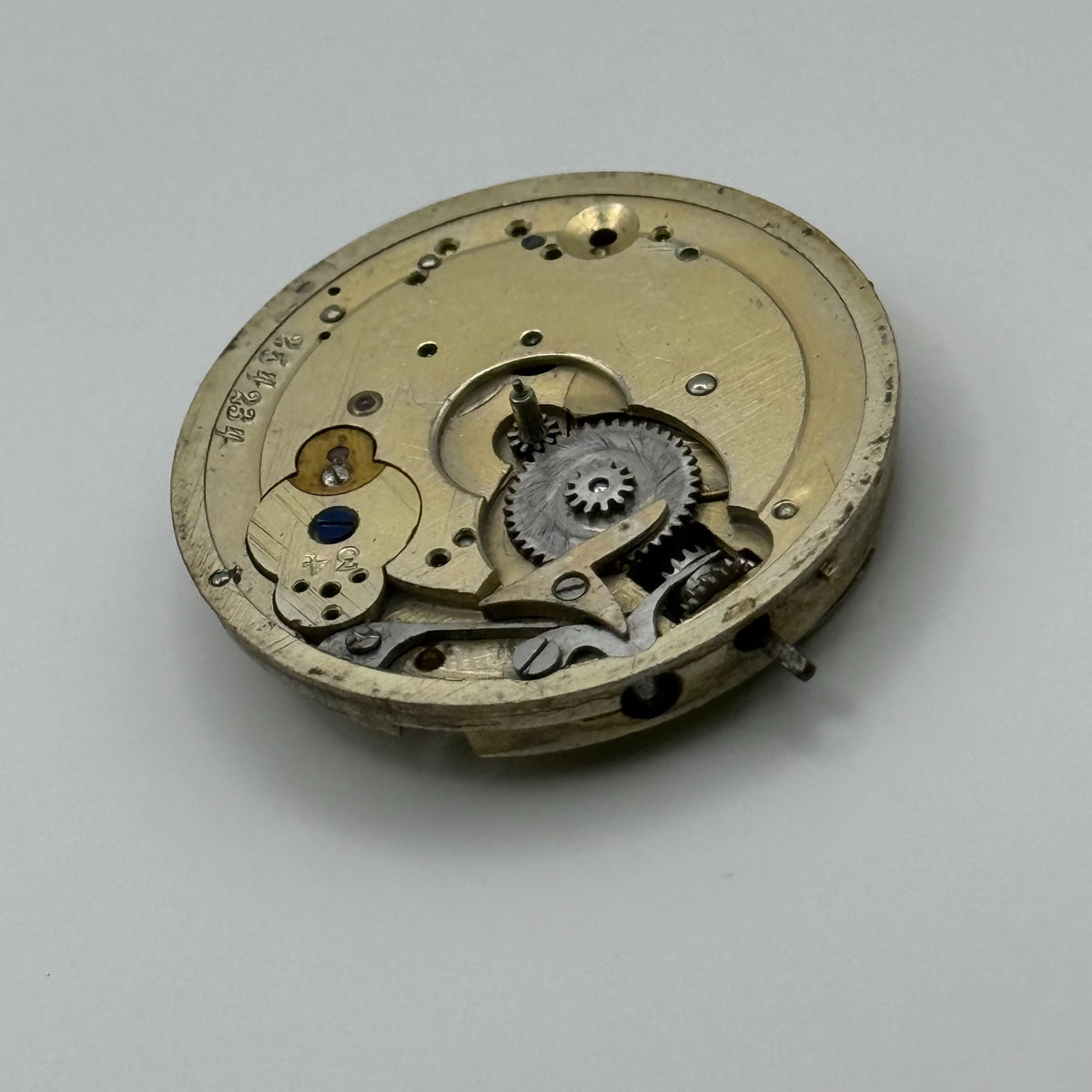 Cylinder Escapement Pocket Watch Movement - Unidentified - Parts / Repair 33.9mm