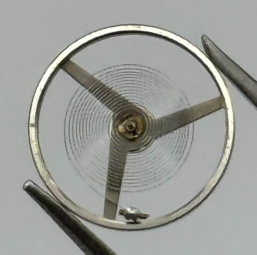 FHF 90 Balance Wheel Complete And Spring Renata 1748 M Watch Movement Parts NOS
