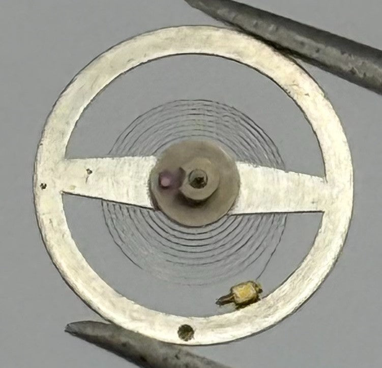 BFG 910 PL Balance Wheel Complete And Spring Renata 825 Watch Movement Parts NOS