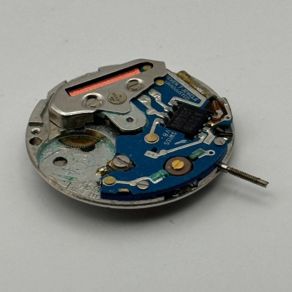 ETA 954.111 Watch Movement Quartz Swiss Date 7 Jewels Parts Repair Untested 26mm