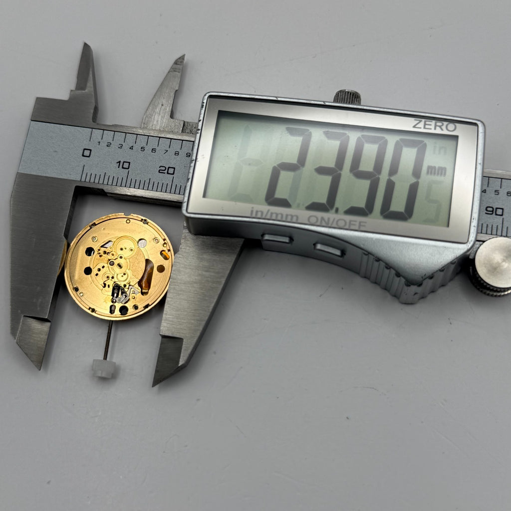 Omega 1420 Watch Movement - Running - Incomplete - For Parts / Repair - 23.9mm