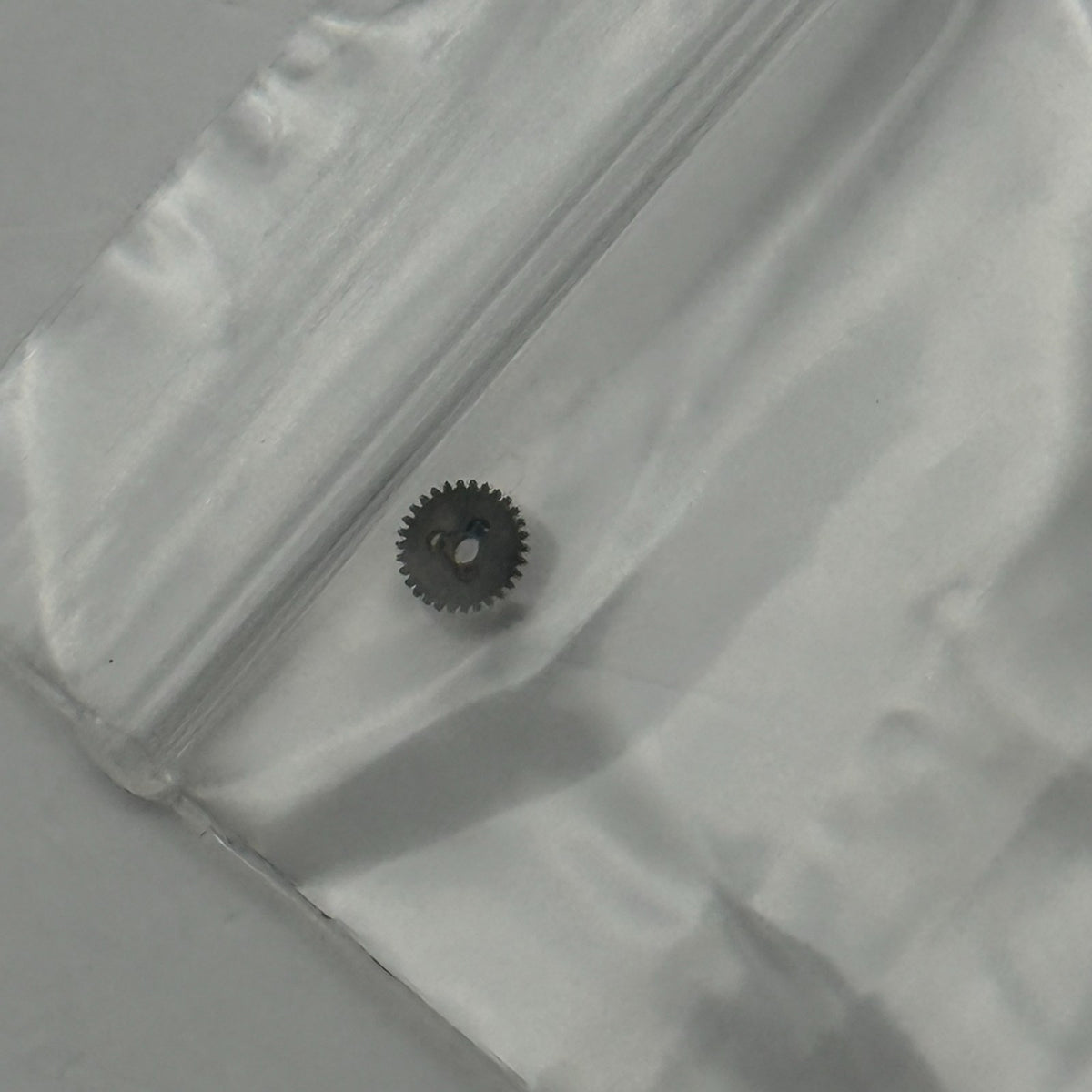 Miyota 2035 Watch Movement Quartz Japan Untested Parts Repair Spares 15.3mm